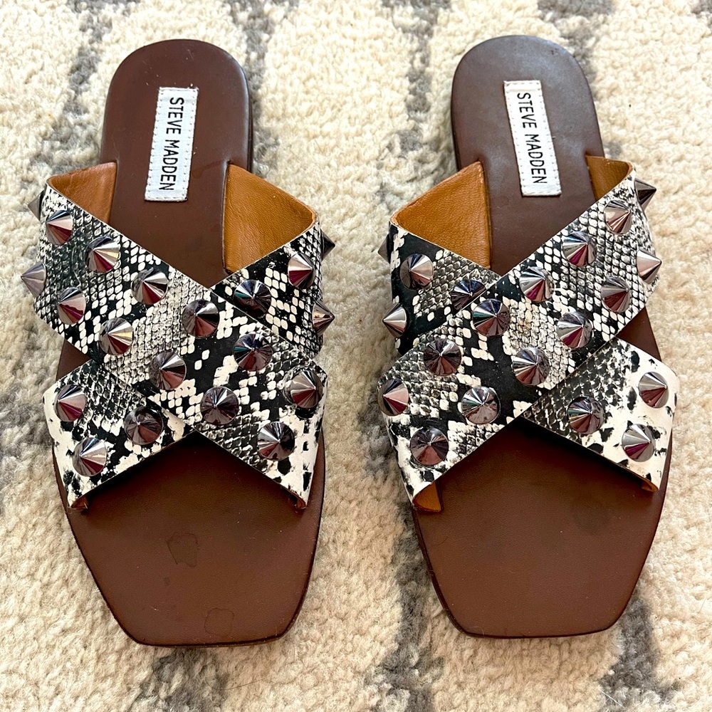 Steve Madden Spike Multi-Snake Sandals. Size 7.5